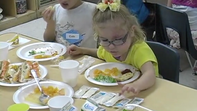 Carmen Counting at Lunch